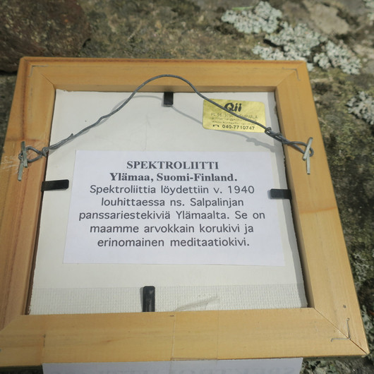 Taulu spektroliitti purjelaiva 15x15cm Ylämaa Suomi nroC