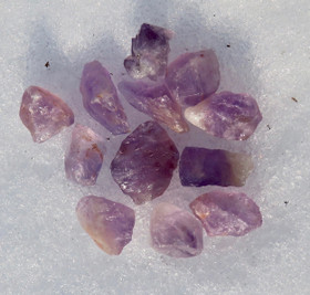 Ametisti raaka Brasilia. Valitse koko ja hinta