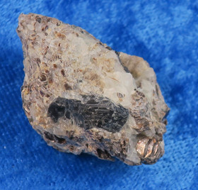Safiriini raaka 20g nro9 Madagaskar