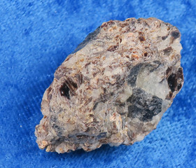 Safiriini raaka 20g nro9 Madagaskar
