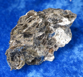 Muskoviitti kidesykerö 55x37x25mm 53g  Norja-Iveland 78X1