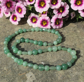 Helmet aventuriini vihreä 70cm ALINA