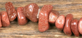 Aventuriini kultavirta punaruskea kimalteleva sipsihelmi irtohelmi