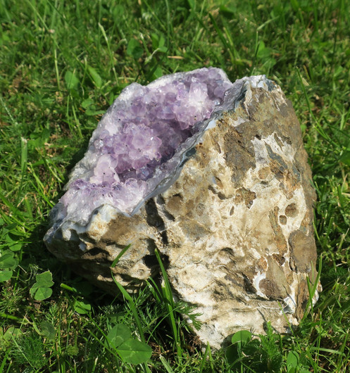 Ametisti kidesykerö 2790g 180x135x120mm takanakin pikku luola AMK2790