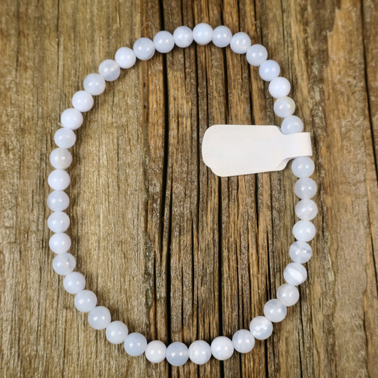 Rannekoru kalsedoni 4mm vaaleansininen pitsiakaatti