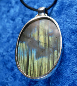 Hopeariipus labradoriitti, kookas ovaali nro3