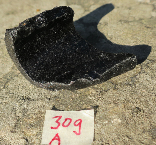 Tektiitti musta Thaimaa 30gA