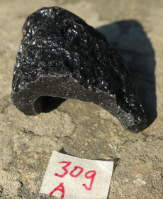 Tektiitti musta Thaimaa 30gA