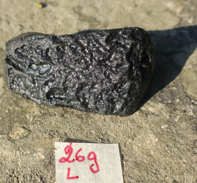 Tektiitti musta Thaimaa 26gL