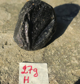 Tektiitti musta Thaimaa 27g H