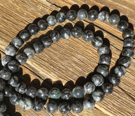 Jaspis 6mm mustanharmaa irtohelmi