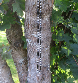 Helmet makeanveden vaalea helmi ja onyksi, solmitut pitkät 105cm