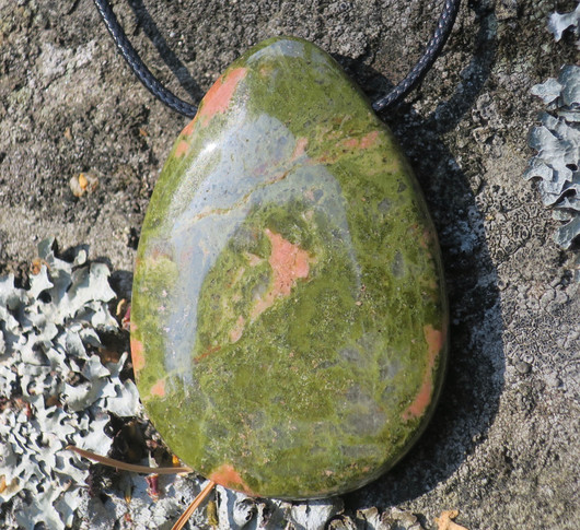 Riipus unakiitti 60x40mm iso porattu pisara UNA5