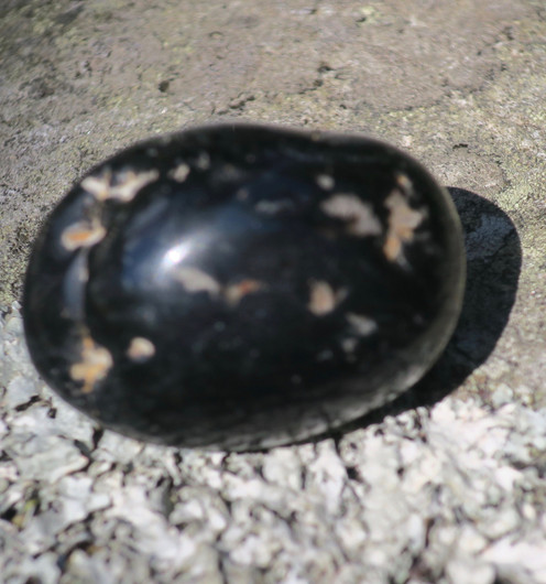 Onyksi rumpuhiottu 40x30x28mm jumbo 42g S Brasilia