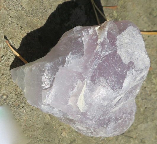 Fluoriitti raaka lila 153g 60x50x40mm Madagaskar