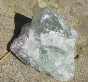 Fluoriitti raaka vihreä 173g Madagaskar