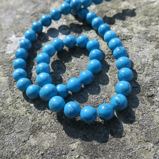 Magnesiitti turkoosivärjätty 8mm sinisempi irtohelmi