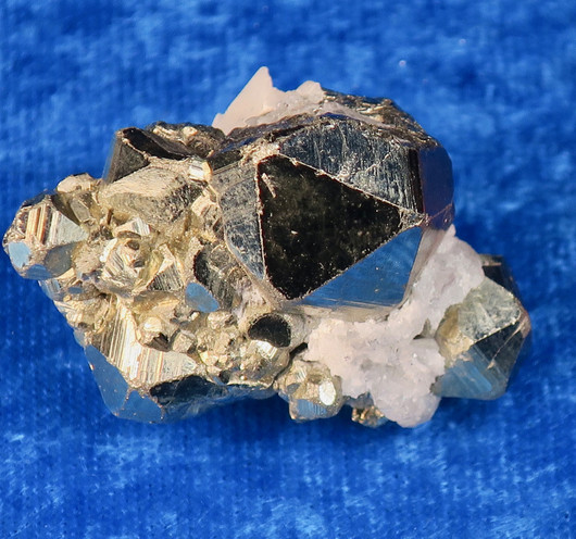 Pyriitti kidesykerö 34g 38mm Peru py13 