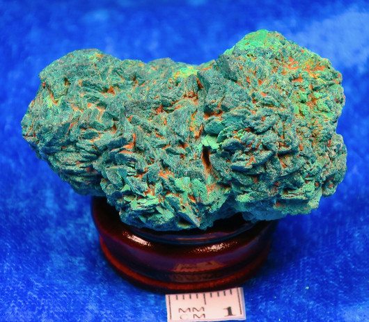 Malakiitti kidepintainen raaka 49g 45x30x26mm