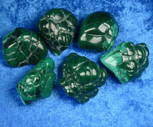 Malakiitti tippukivimalakiitti Kongo. Valitse koko 5-40g