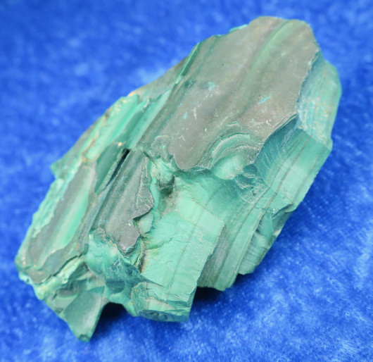 Malakiitti raaka 145g 70x52x29mm. Hi76a