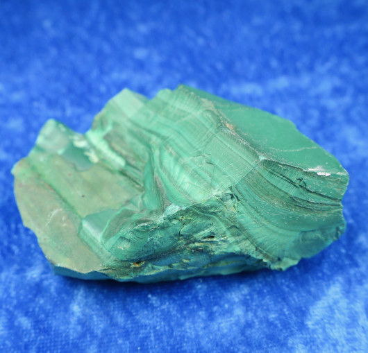 Malakiitti raaka 145g 70x52x29mm. Hi76a