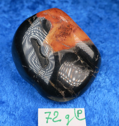 Onyksi ja jaspis rumpuhiottu 72g 50x35x30mm P Brasilia