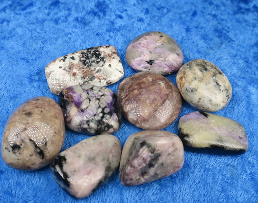 Tsharoiitti rumpuhiottu 5-10g B-laatu