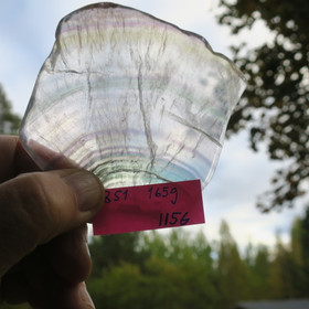 Fluoriitti siivu 93x92x7mm kiillotettu 8s1