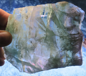 Fluoriitti siivu 381g 123x100x13mm 8s10 