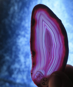 Akaattilevy pinkki 75x35mm siivu PC