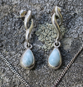 Korvakorut larimar, riippuvat tappikorvakorut PISARA