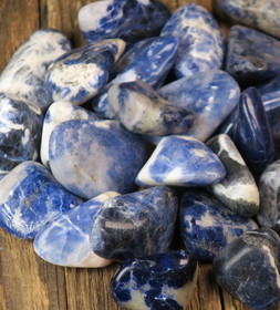 Sodaliitti rumpuhiottu sinivalkoinen, Brasilia. Valitse koko ja hinta