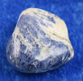 Sodaliitti rumpuhiottu 102g Brasilia