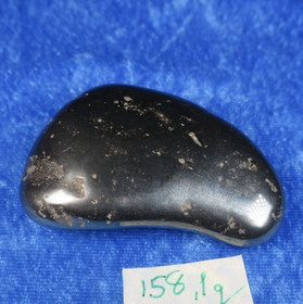 Hematiitti rumpuhiottu 158g 66x43x17mm Brasilia