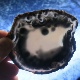 Akaattilevy natural 67g 90x77mm tummanharmaa siivu N25 Brasilia