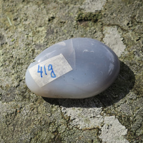 Kalsedoni rumpuhiottu 41g 51x33x17mm Brasilia