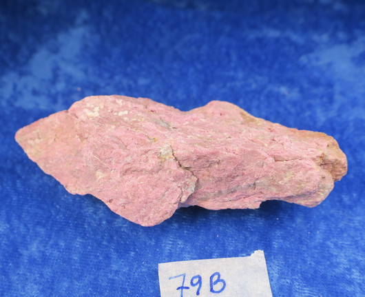 Thuliitti raaka 71g 90x35x20mm Extra Lom Norja Hi79b