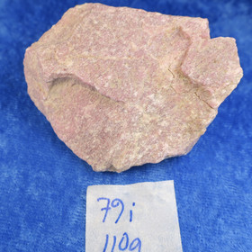 Thuliitti raaka 110g 60x60x25mm Lom Norja Hi79i