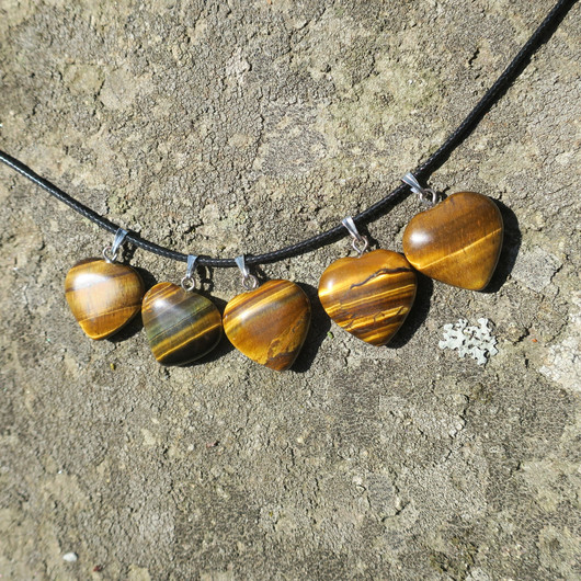 Riipus tiikerinsilmä 20mm sydän