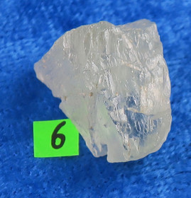 Hiddeniitti vihreä spodumeeni raaka 5,4g 27mm Brasilia nro6