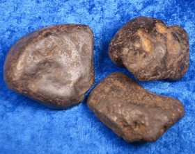 Magnetiitti  Indonesia. Valitse koko ja hinta.