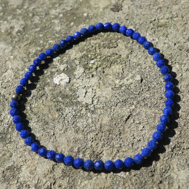 Rannekoru lapis latsuli viistehiottu 3mm lasuriitti