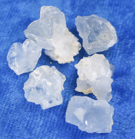 Selestiitti enkelikivi kide tai sykerö 1-2g Madagaskar