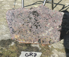 Granaatti siivu 130x90x7mm 190g Suomi GR7