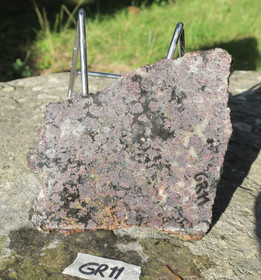 Granaatti siivu 140x130x6mm 300g Suomi GR11