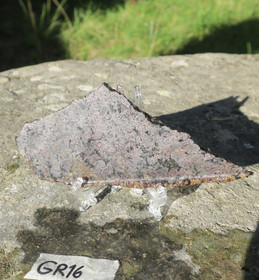 Granaatti siivu 130x60x6mm 110g Suomi GR16