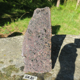 Granaatti siivu 250x110x6mm 450g Suomi GR20