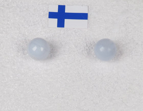 Nappikorvakorut kalsedoni vaaleansininen 5mm akaatti