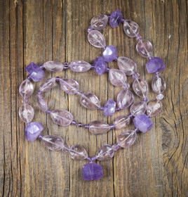 Helmet ametisti  vaaleat 67cm ILONA3